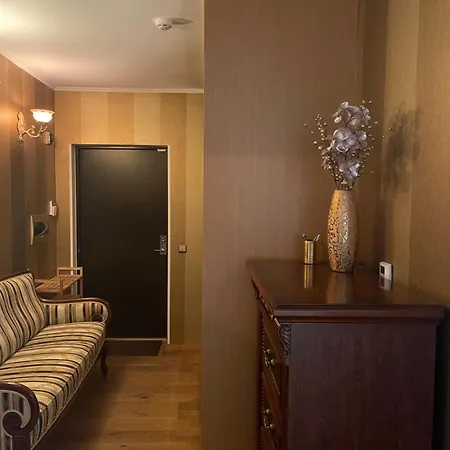 Armas Korter Kesklinnas Saun Ja Tasuta Parkimine Apartament Tallin