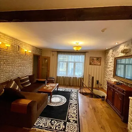 Armas Korter Kesklinnas Saun Ja Tasuta Parkimine Apartament